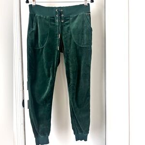 listing-status-banner